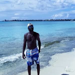 Meet your Posher, Samuel